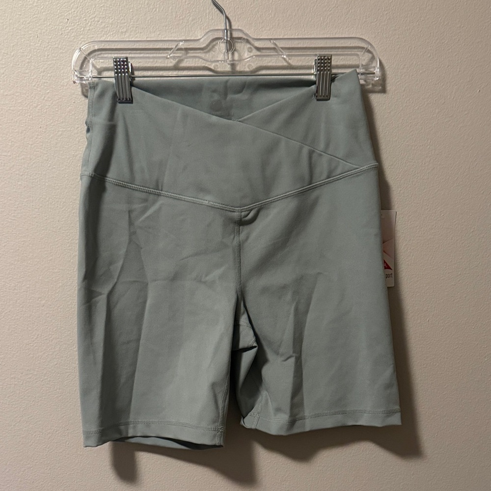 Yogalicious Lux Crossover 7" Short NWT Light Blue/Mint Green Color Biker Shorts